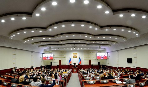 Межпарламентские связи становятся крепче